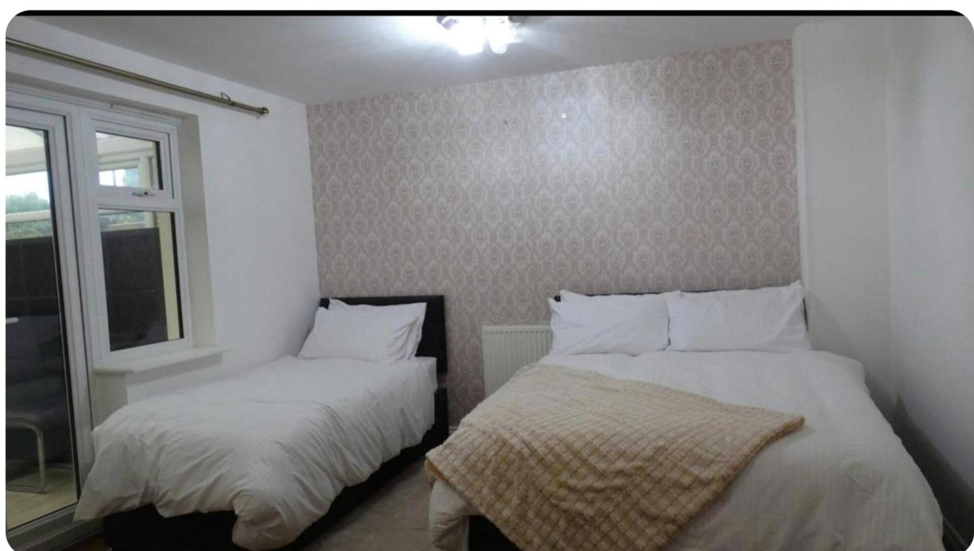 Kingdom Residence Manchester Bagian luar foto