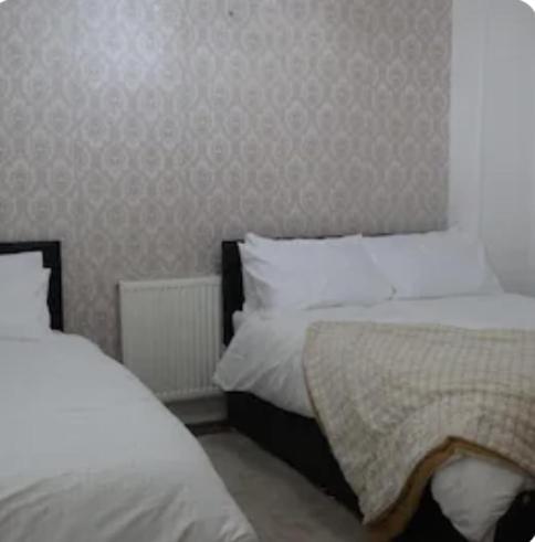 Kingdom Residence Manchester Bagian luar foto