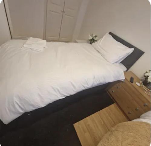 Kingdom Residence Manchester Bagian luar foto