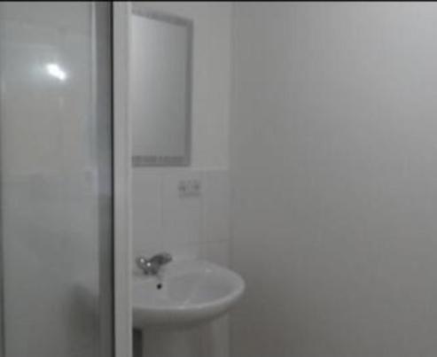 Kingdom Residence Manchester Bagian luar foto